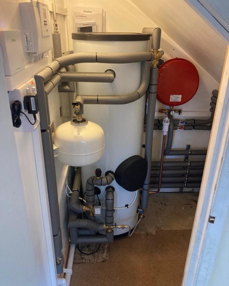 Mike Skelton – Mydroilyn 5KW arotherm + Heat Pump